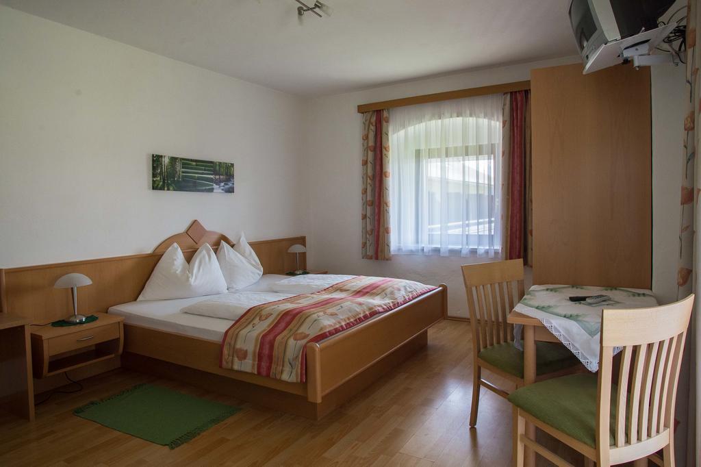 Готель Pension Seebichlhof Kraig Екстер'єр фото